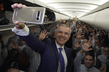 Samsung obsequia a los pasajeros de un vuelo de Iberia con su Galaxy Note 8